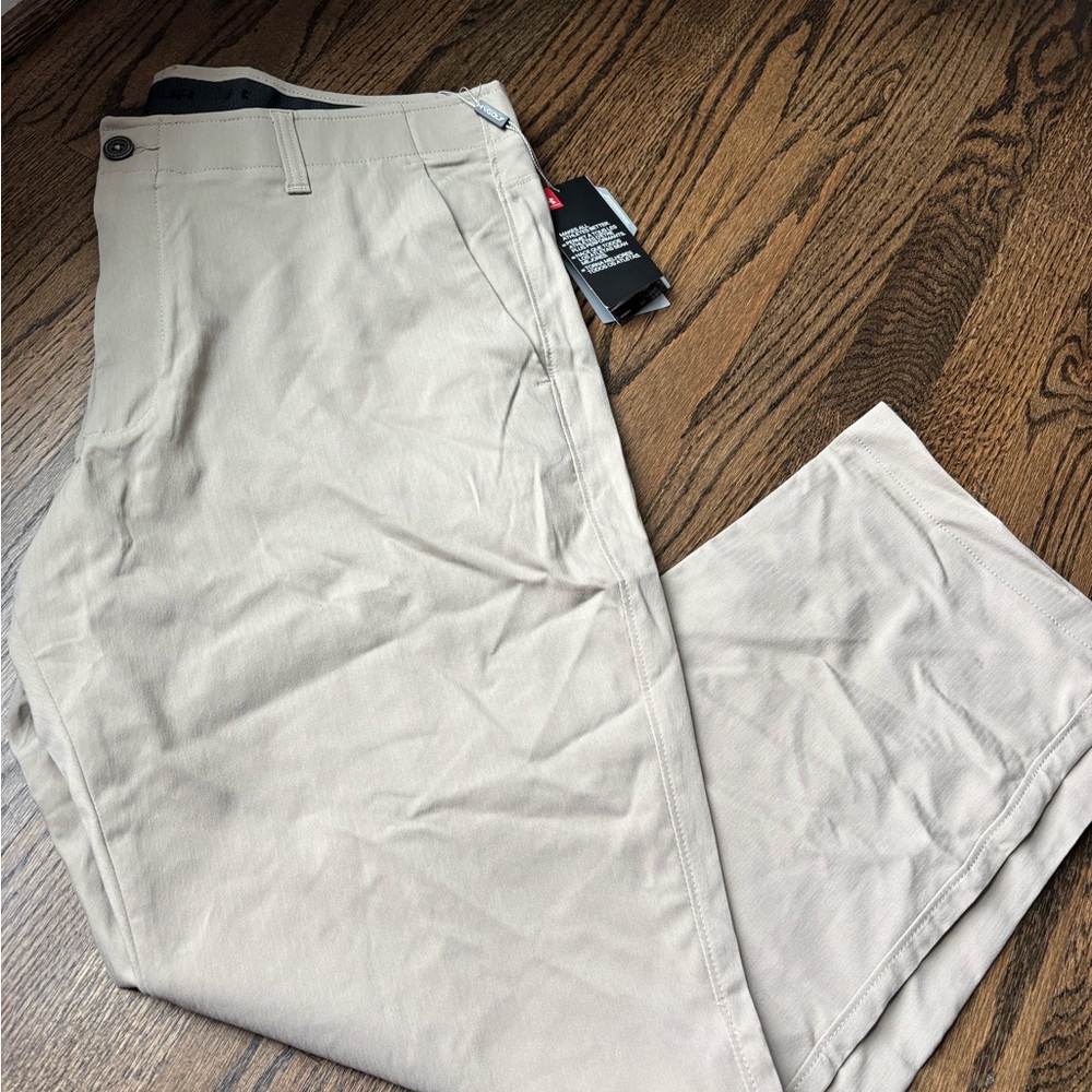 Under Armour Men's Khaki Golf pants